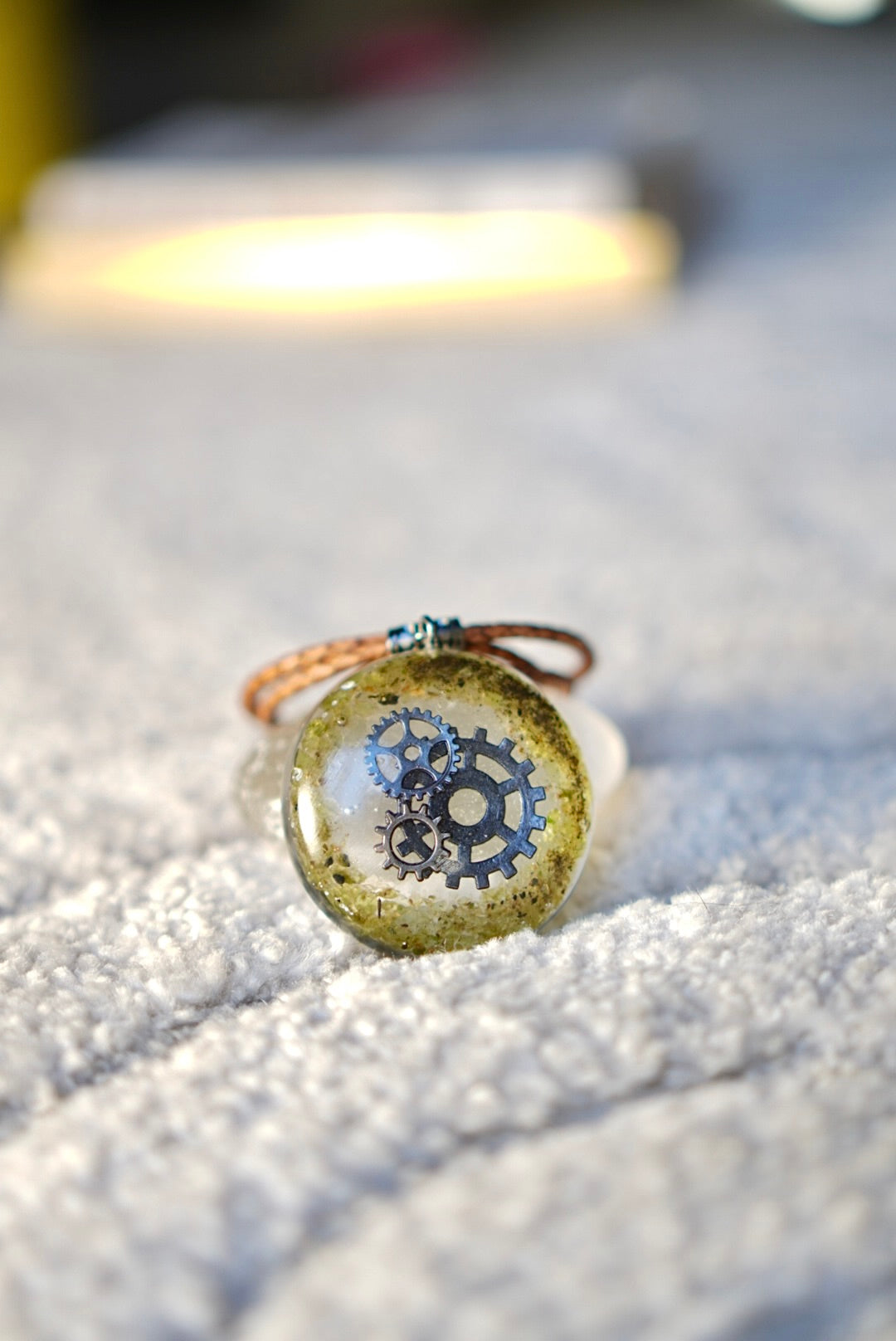 CRUSHED PERIDOT GUNMETAL RESIN PENDANT