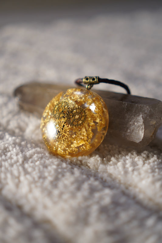 CLOCK WORK BRONZE RESIN PENDANT