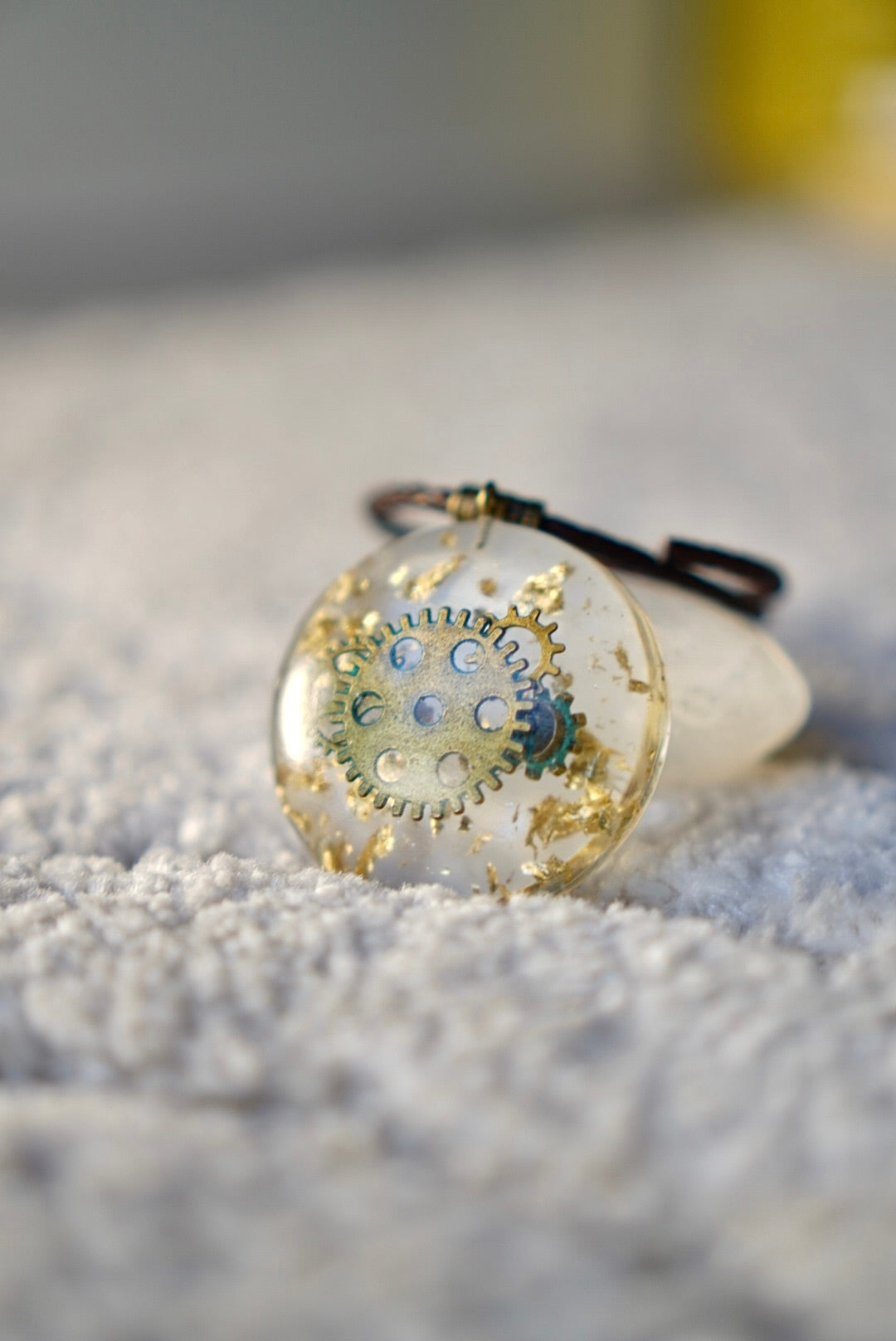 CLOCK WORK OXIDIZED BRASS RESIN PENDANT