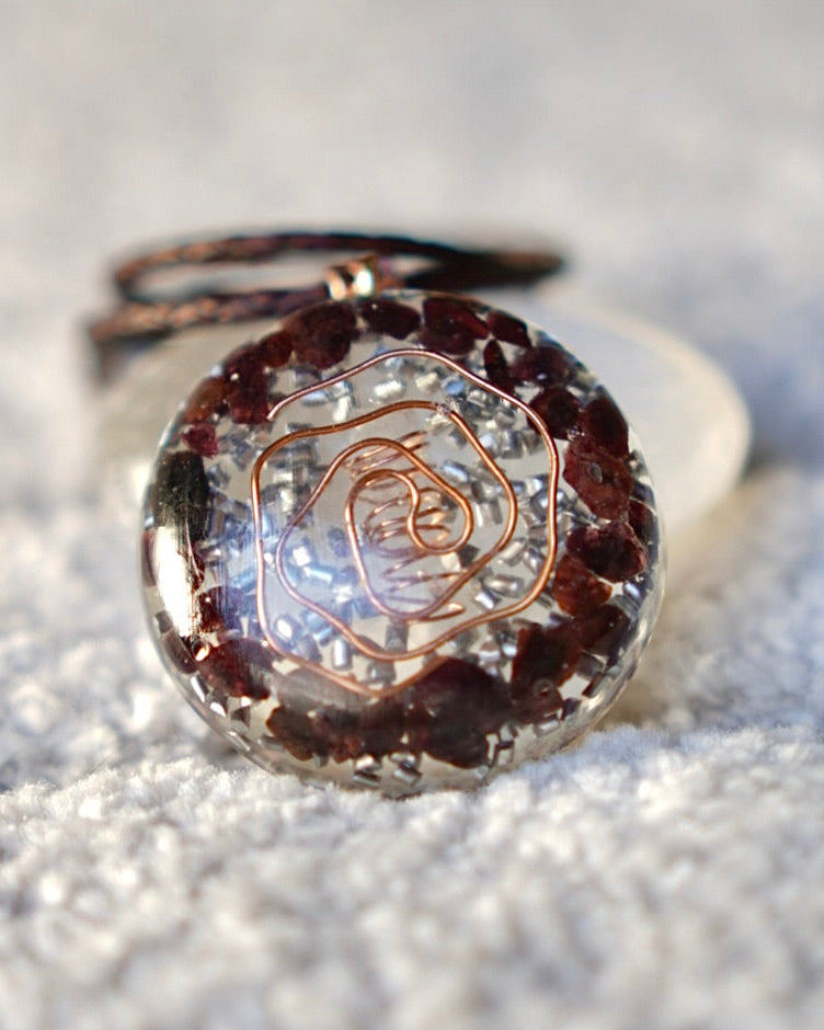 GARNET ORGONE RESIN PENDANT