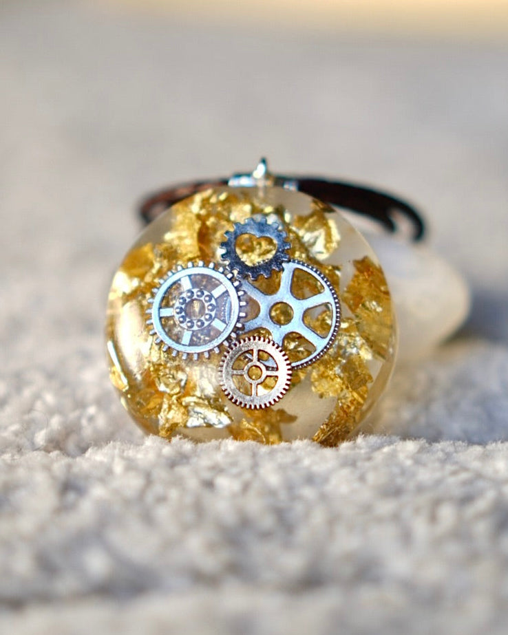 CLOCK WORK SILVER RESIN PENDANT