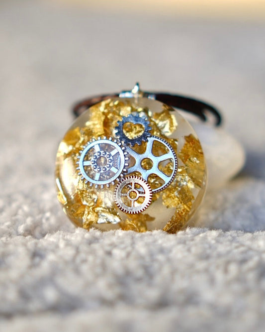 CLOCK WORK SILVER RESIN PENDANT