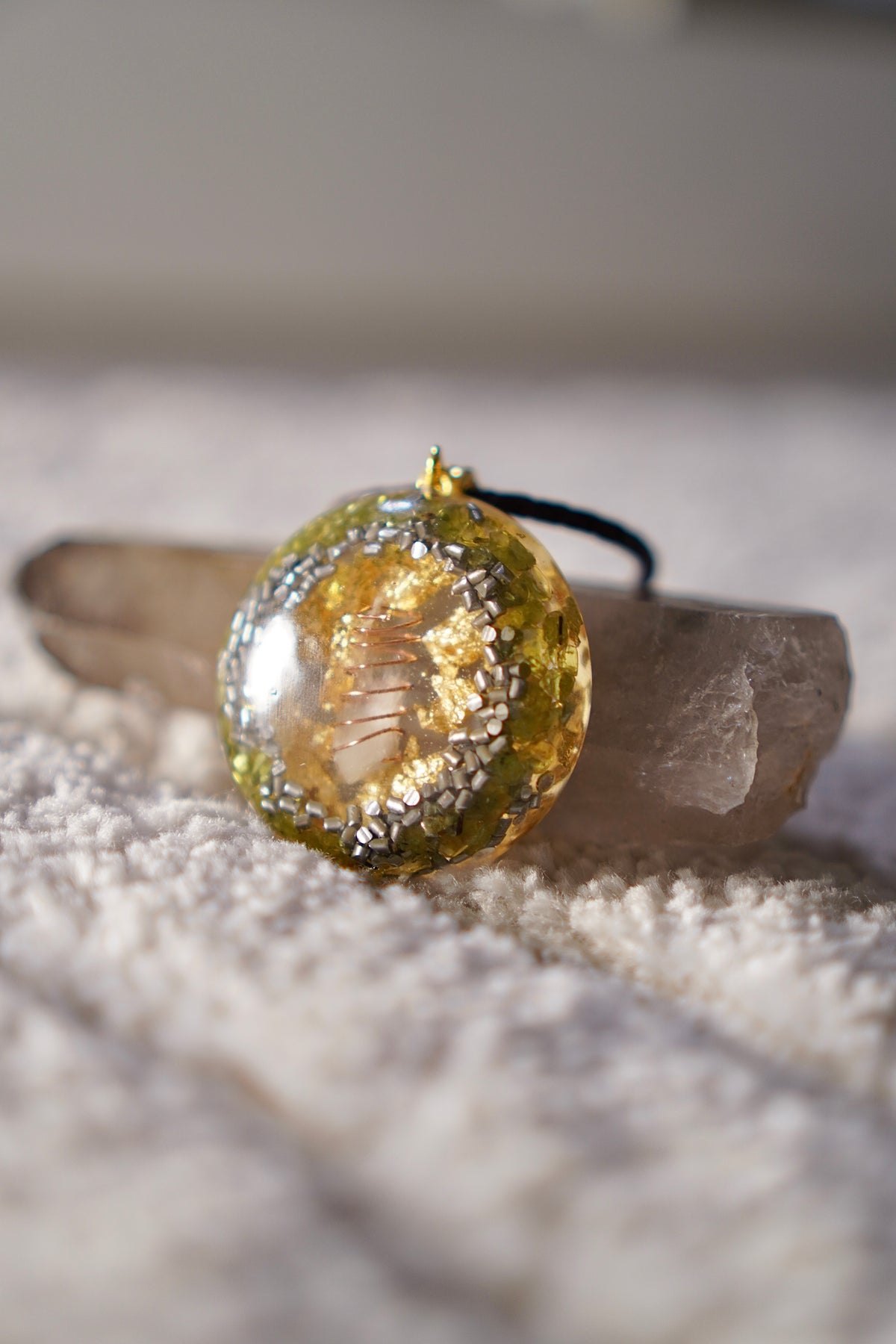 PERIDOT ORGONE RESIN PENDANT
