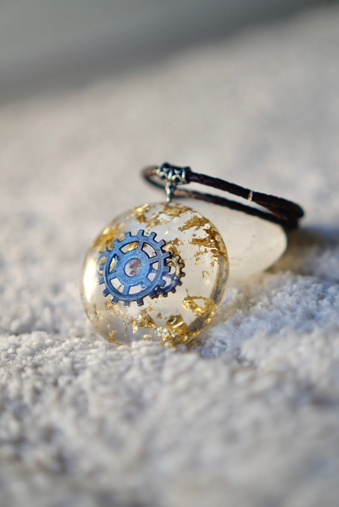 CLOCK WORK GUNMETAL RESIN PENDANT