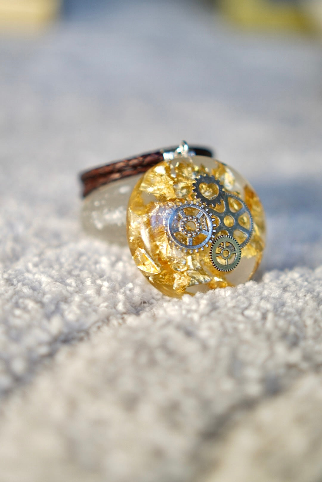 CLOCK WORK SILVER RESIN PENDANT