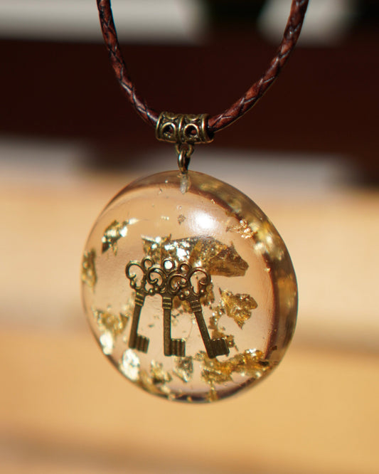 BRONZE KEYS RESIN PENDANT
