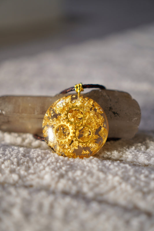 CLOCK WORK GOLD RESIN PENDANT