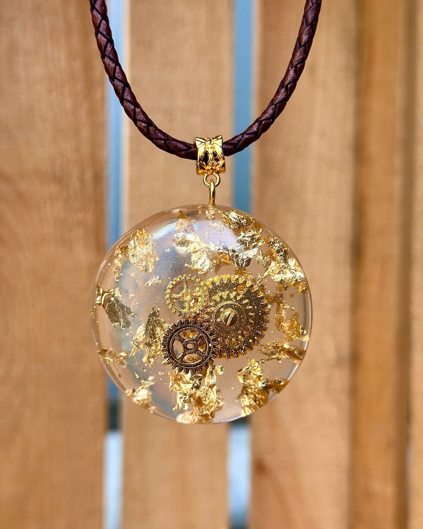 CLOCK WORK GOLD RESIN PENDANT