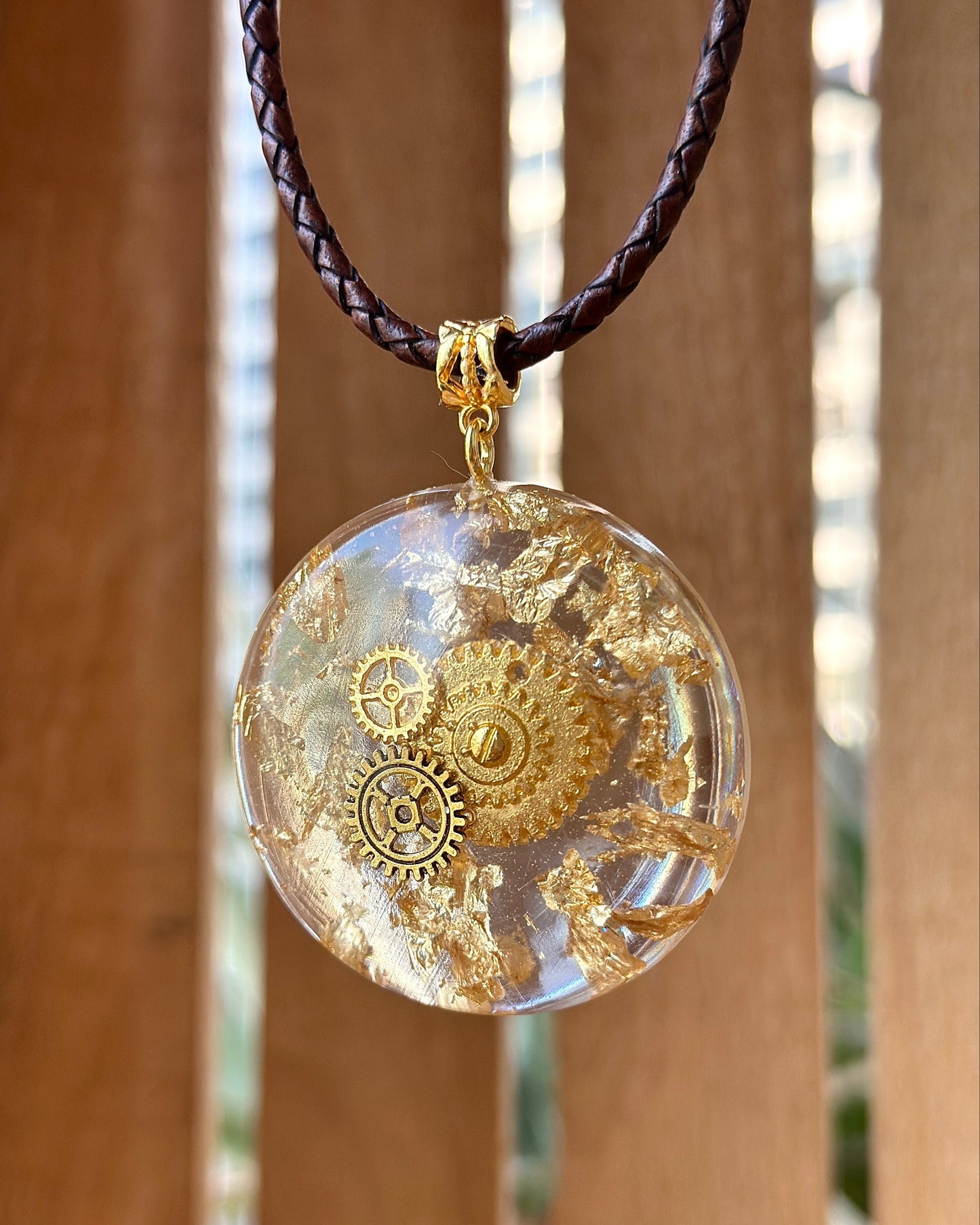 CLOCK WORK GOLD RESIN PENDANT
