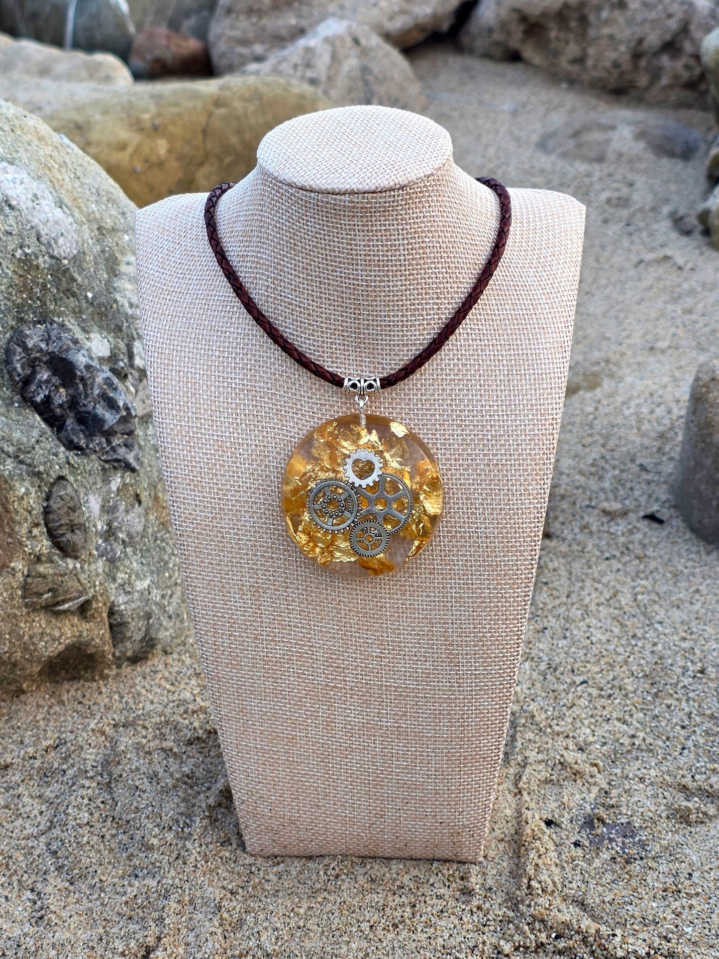 CLOCK WORK SILVER RESIN PENDANT