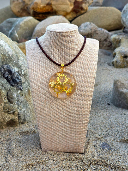CLOCK WORK GOLD RESIN PENDANT