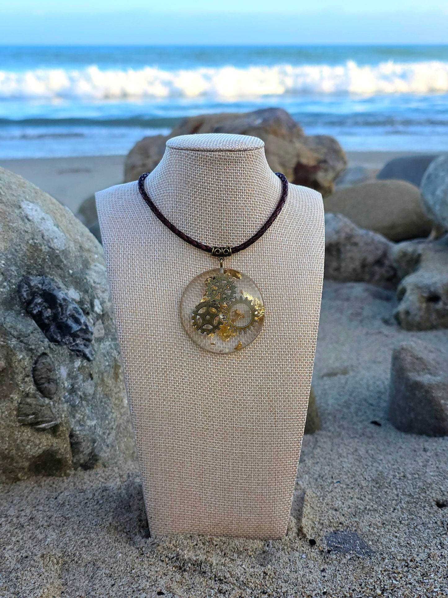 CLOCK WORK BRONZE RESIN PENDANT